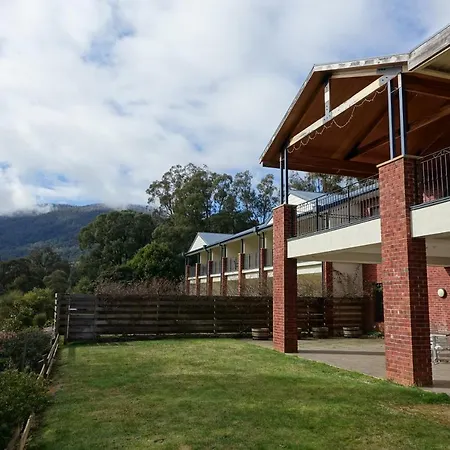 Elkanah Lodge And Conference Centre-2