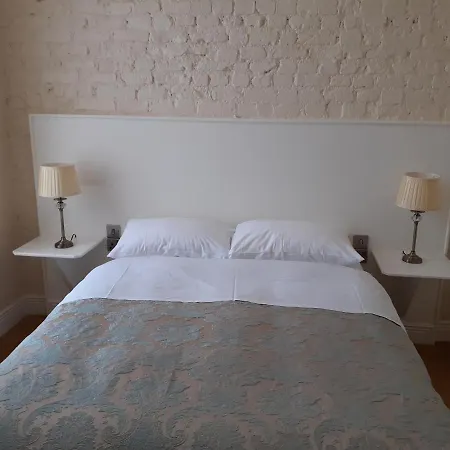 Redclyffe Guesthouse-2