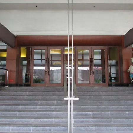 Strand Hotel-2