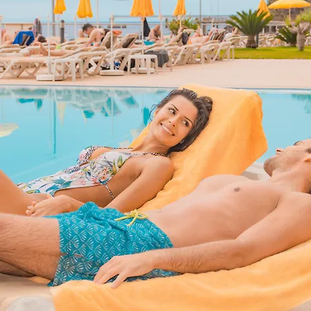 Hotel Orca Praia - Adults Only-3
