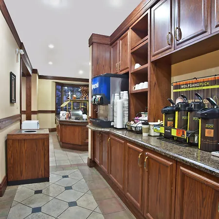 Executive Residency By Best Western Toronto-Mississauga-3