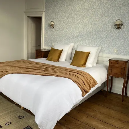 Mercier de Montigny - Les Chambres du Beffroi - SPA et Massage-3