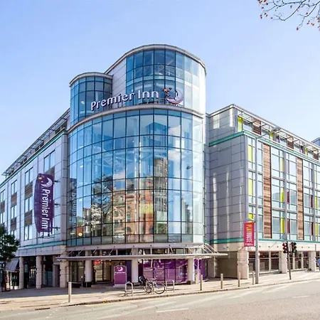 Premier Inn Nottingham City-3