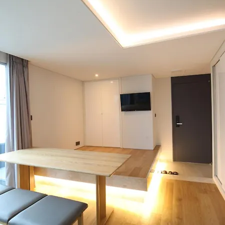 Angel Hotel-3