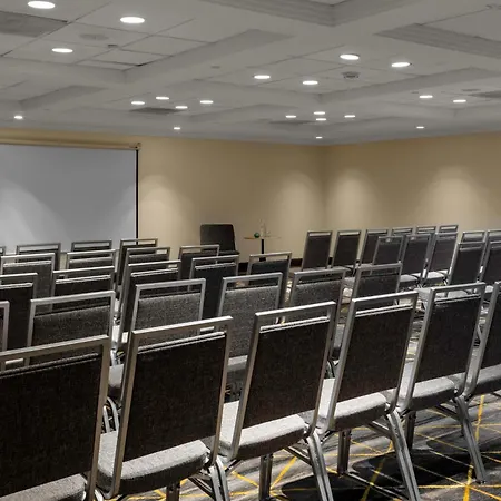 Holiday Inn Boston - Dedham Hotel & Conference Center By Ihg-2