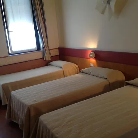 Hotel Roma-2