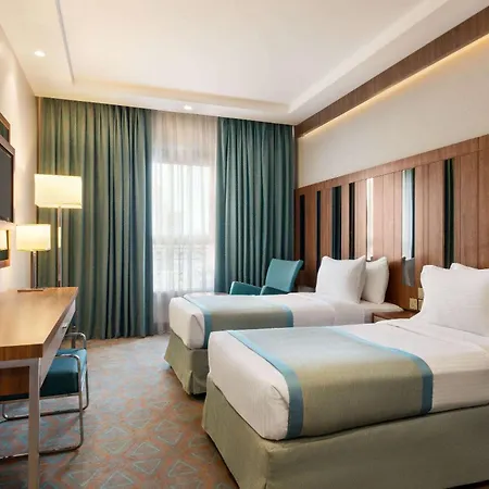 Ramada By Wyndham Makkah Zad Al Tayseer-3