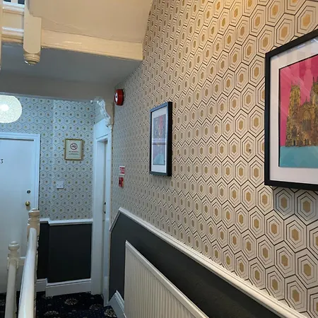 Burton Villa Guest House-2