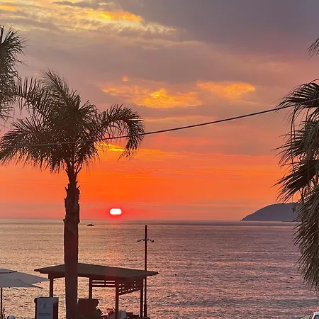 Seaside Hotel Himare-2