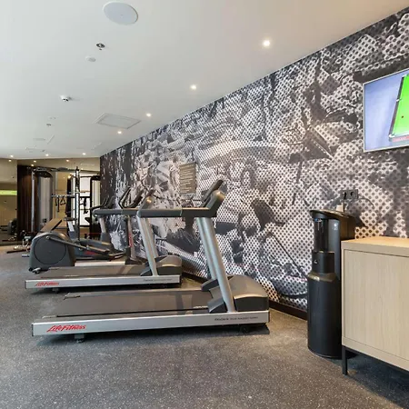 Hampton By Hilton Utrecht Centraal Station-3