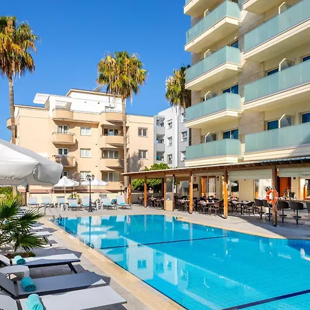 Kapetanios Limassol Hotel-3
