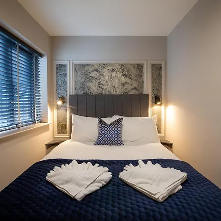 The Abbeygate Townhouse-2