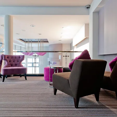 Hotel 3 Trio-2