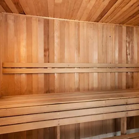 Quarterdeck Apartments-3