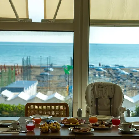 Hotel Fedora Riccione-3