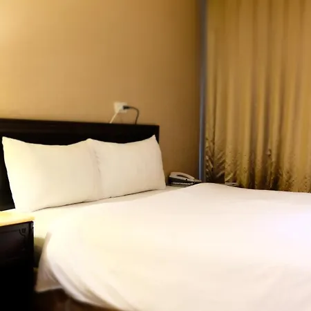Well Garden Hotel-3