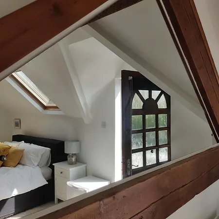 White Horse Inn-3