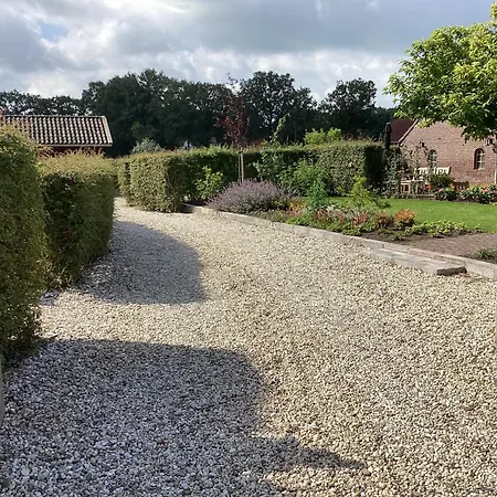 B&B De Meidoornhof-2