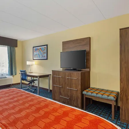 Best Western Plus North Shore Hotel-3