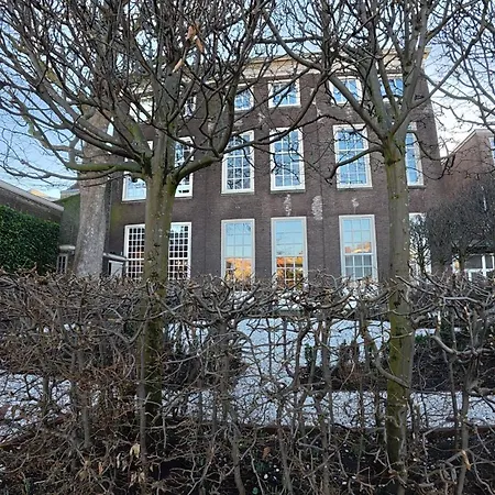 Royal Rooms Dordrecht-3
