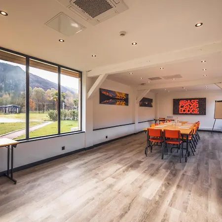 Hotel Base Camp Lodge - Albertville-3