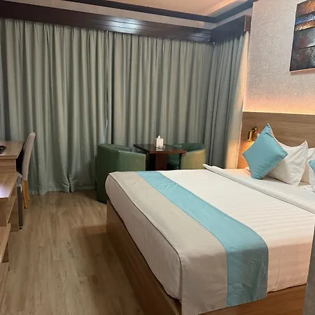 Strand Hotel-2