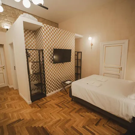 Librai Suite-2