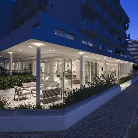 Hotel Kursaal - Fronte Mare Con Piscina-3
