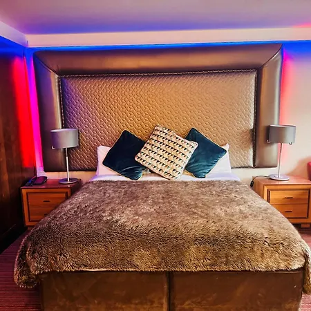 Blanco'S Hotel-2