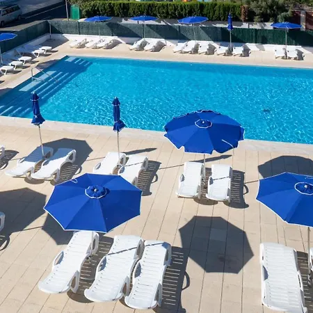 Nautilus Hotel-2