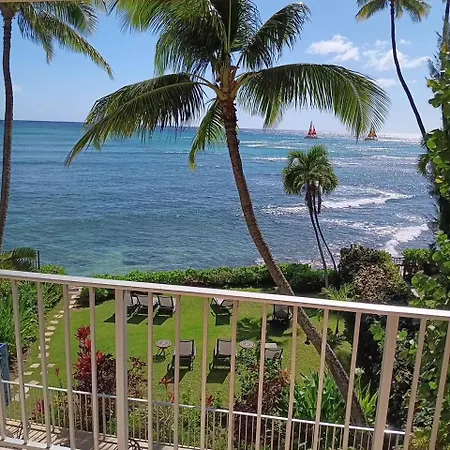 Diamond Head Beach Hotel-2