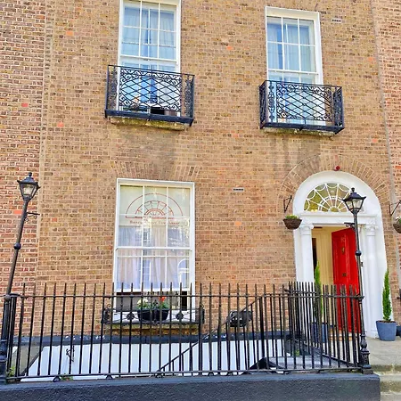 Baggot Court Townhouse-3