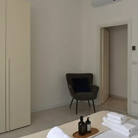 Poggio Al Lago Apartments&Rooms-2