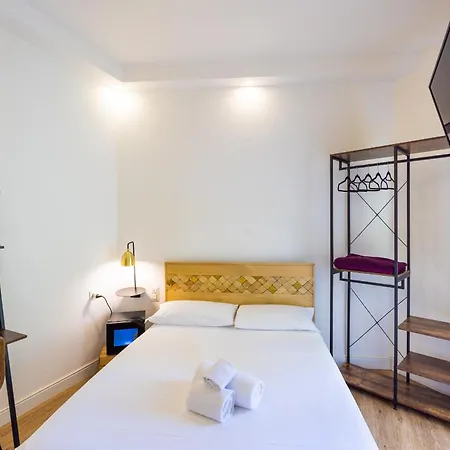 Domino Hotel-3