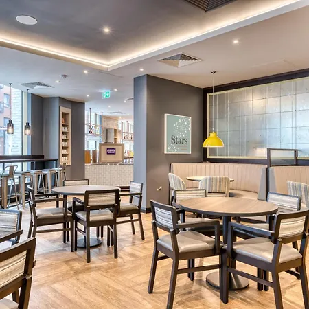 Premier Inn Dublin City North Docklands-2