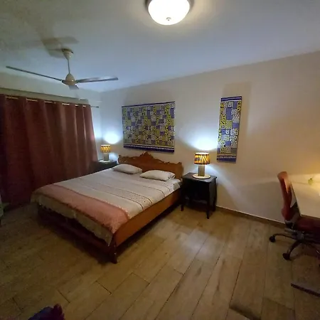 La Guest House-3