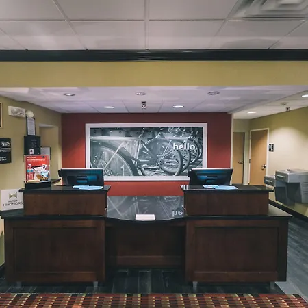 Hampton Inn Tallahassee-Central-2