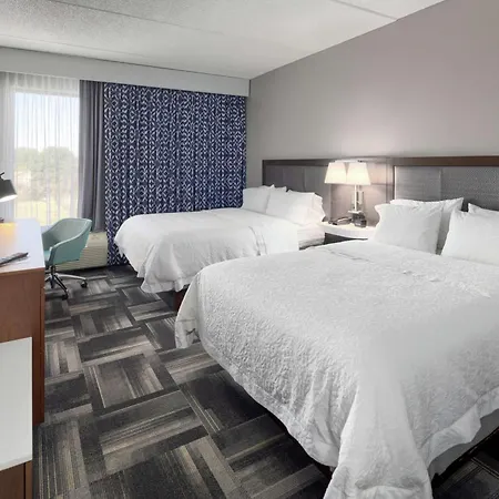 Hampton Inn Louisville Northeast-2