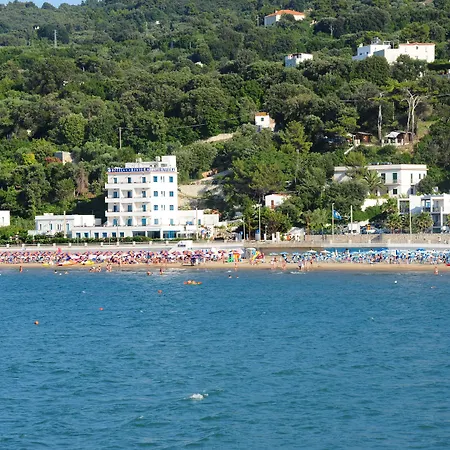 Hotel Riviera-3