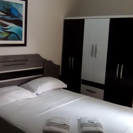 Vila Alaide Praia Hotel-3