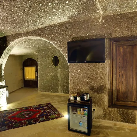 Hidden Cave Hotel-2