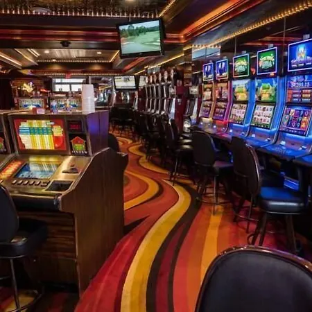 Skyline Hotel And Casino-2