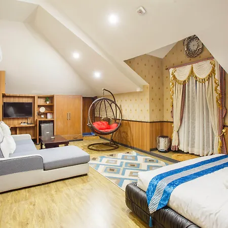 Royal Empire Boutique Hotel-3