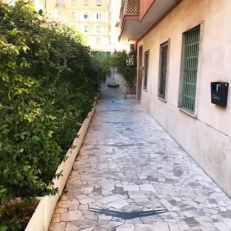 B&B Dea Flora Roma-2