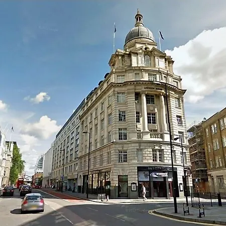 Travelodge London Central City Road-3