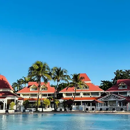 Sur la Plage P&V Village Vacances Sainte-Anne-3