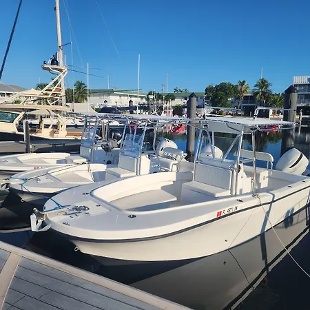 Yacht Haven-2