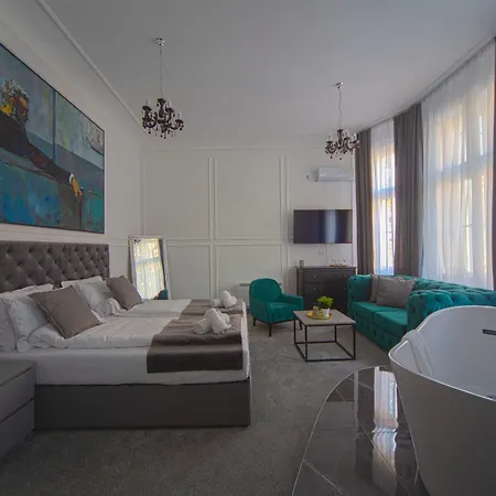 Kings Palace Suites-2