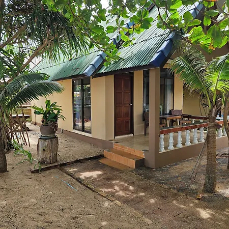 Lanta Riviera Beach Resort-3