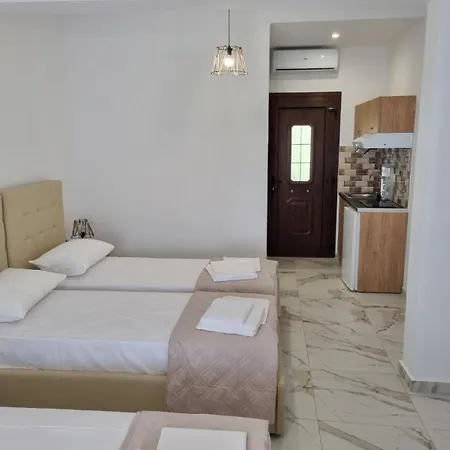 Mango Skiathos-3